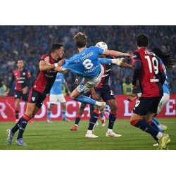 Napoli voittaa Serie A:n mestaruuden yhden pisteen johdolla